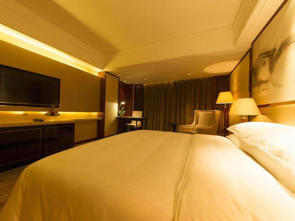 Yang Peng Jin Jiang Hotel Yangzhou Exterior foto