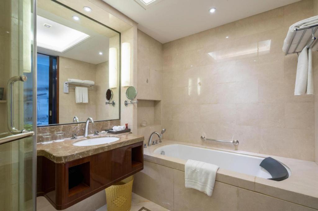 Yang Peng Jin Jiang Hotel Yangzhou Exterior foto